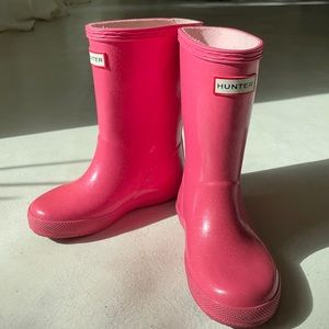 Hunter. Pink glitter. US size 10. Great condition.